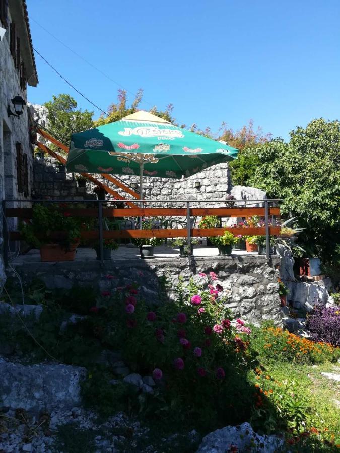 Holiday Home Radus Virpazar Ngoại thất bức ảnh